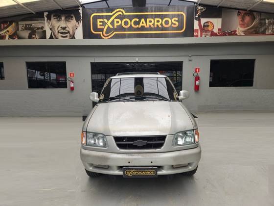 CHEVROLET BLAZER 2.2 EFI DLX 4X2 8V GASOLINA 4P MANUAL CHEVROLET BLAZER 2.2 EFI DLX 4X2 8V GASOLINA 4P MANUAL